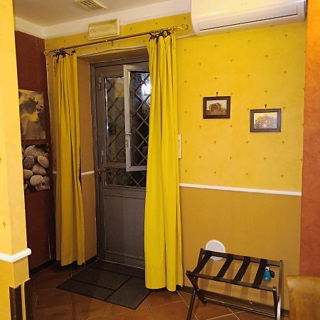 22 m2, 1 yatak odalı, 1 banyolu , Historical Center bölgesinde Napoli Dış mekan fotoğraf