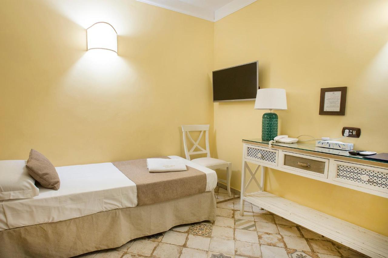 22 m2, 1 yatak odalı, 1 banyolu , Historical Center bölgesinde Napoli Dış mekan fotoğraf