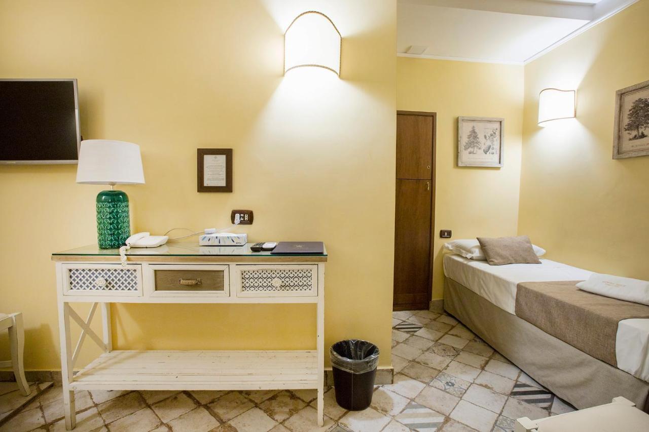 22 m2, 1 yatak odalı, 1 banyolu , Historical Center bölgesinde Napoli Dış mekan fotoğraf